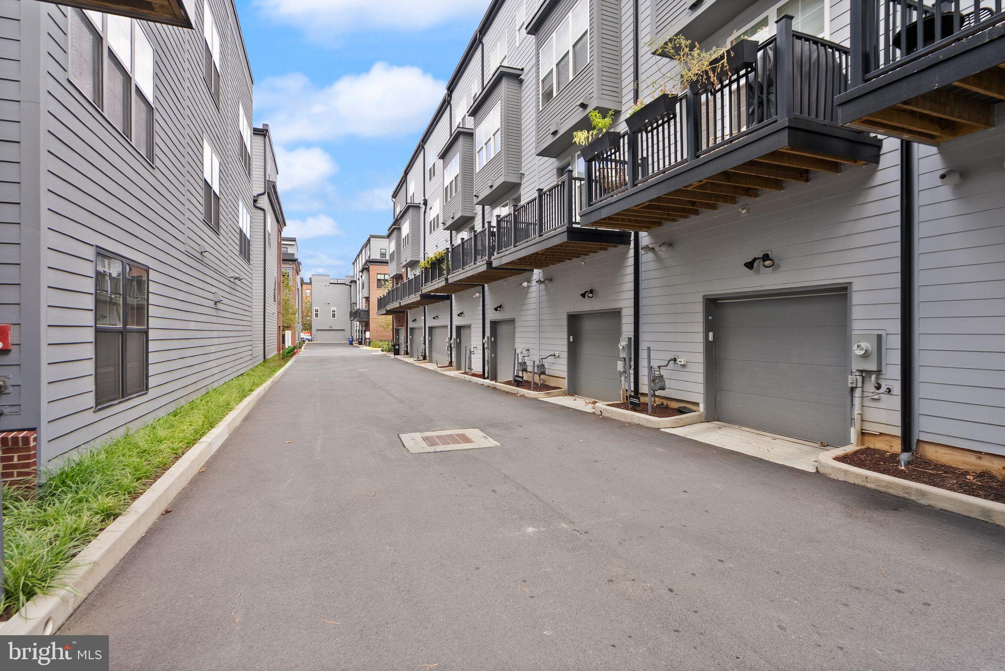 RESTON STATION - Residential Lease