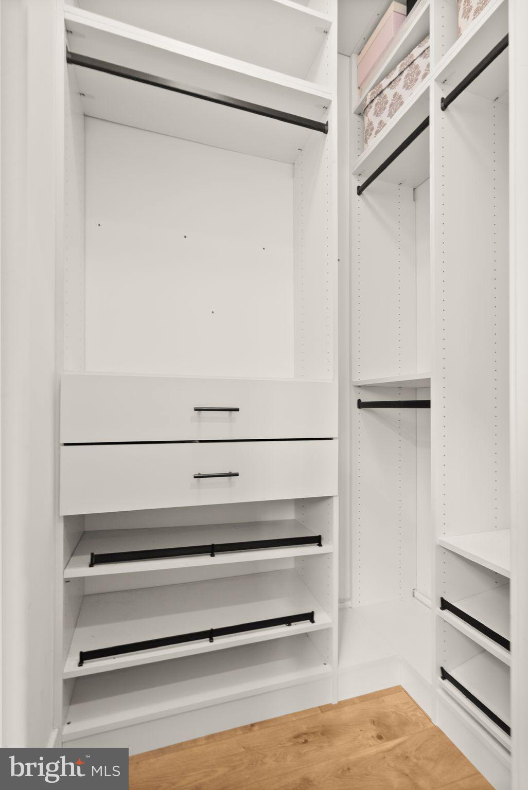 RESTON STATION - Residential Lease