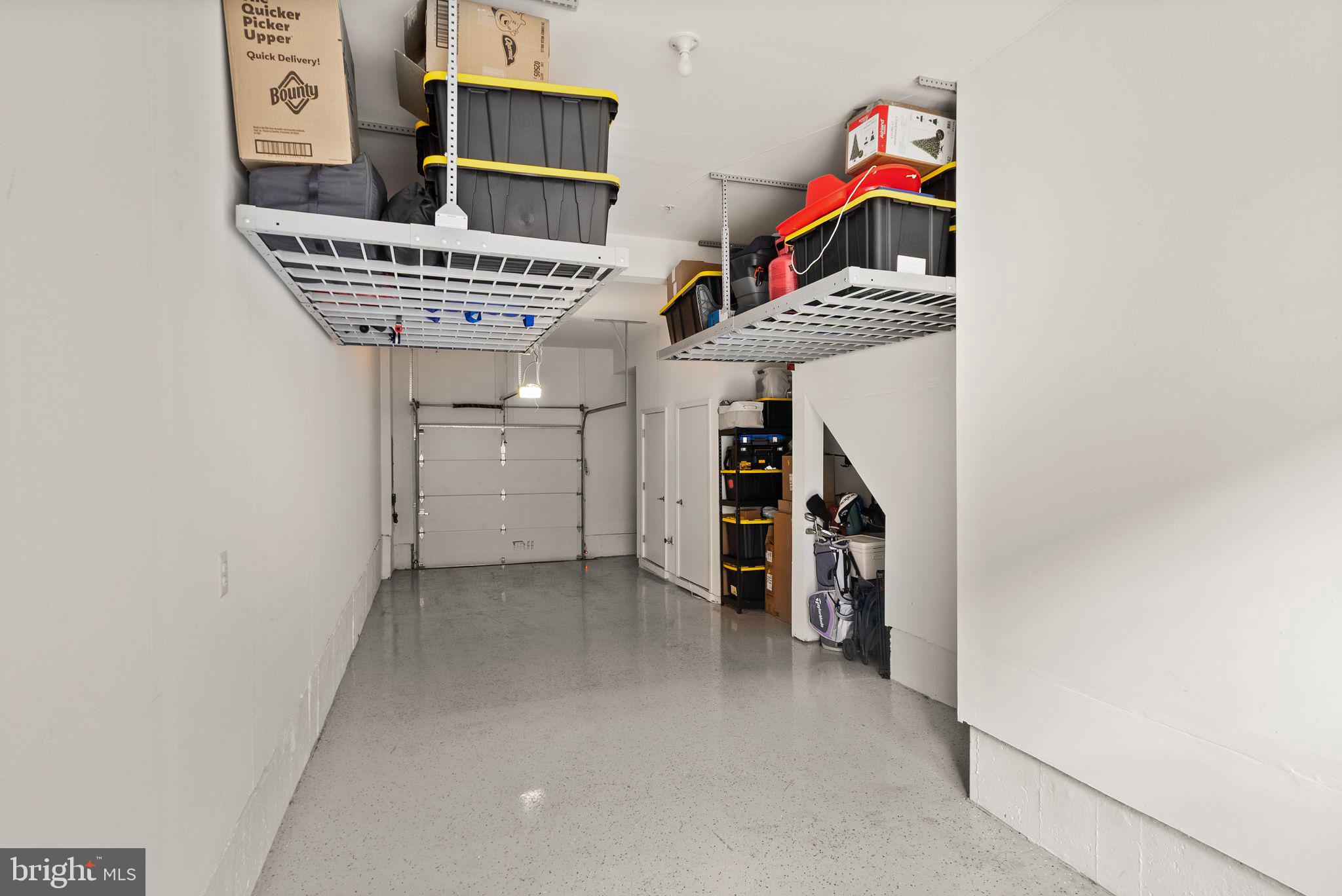 RESTON STATION - Residential Lease