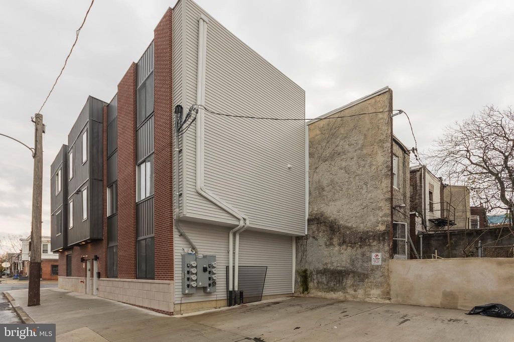 Photo of 316 S 52nd Street #1, PHILADELPHIA, PA 19143 (MLS # PAPH2527064)