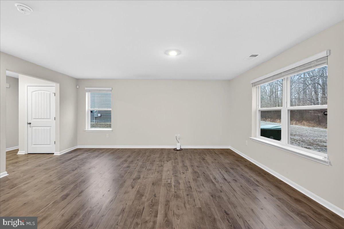 LOGANBERRY VILLAGE - Residential