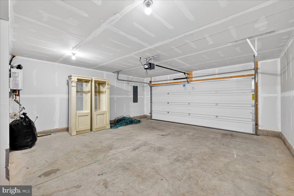 LOGANBERRY VILLAGE - Residential