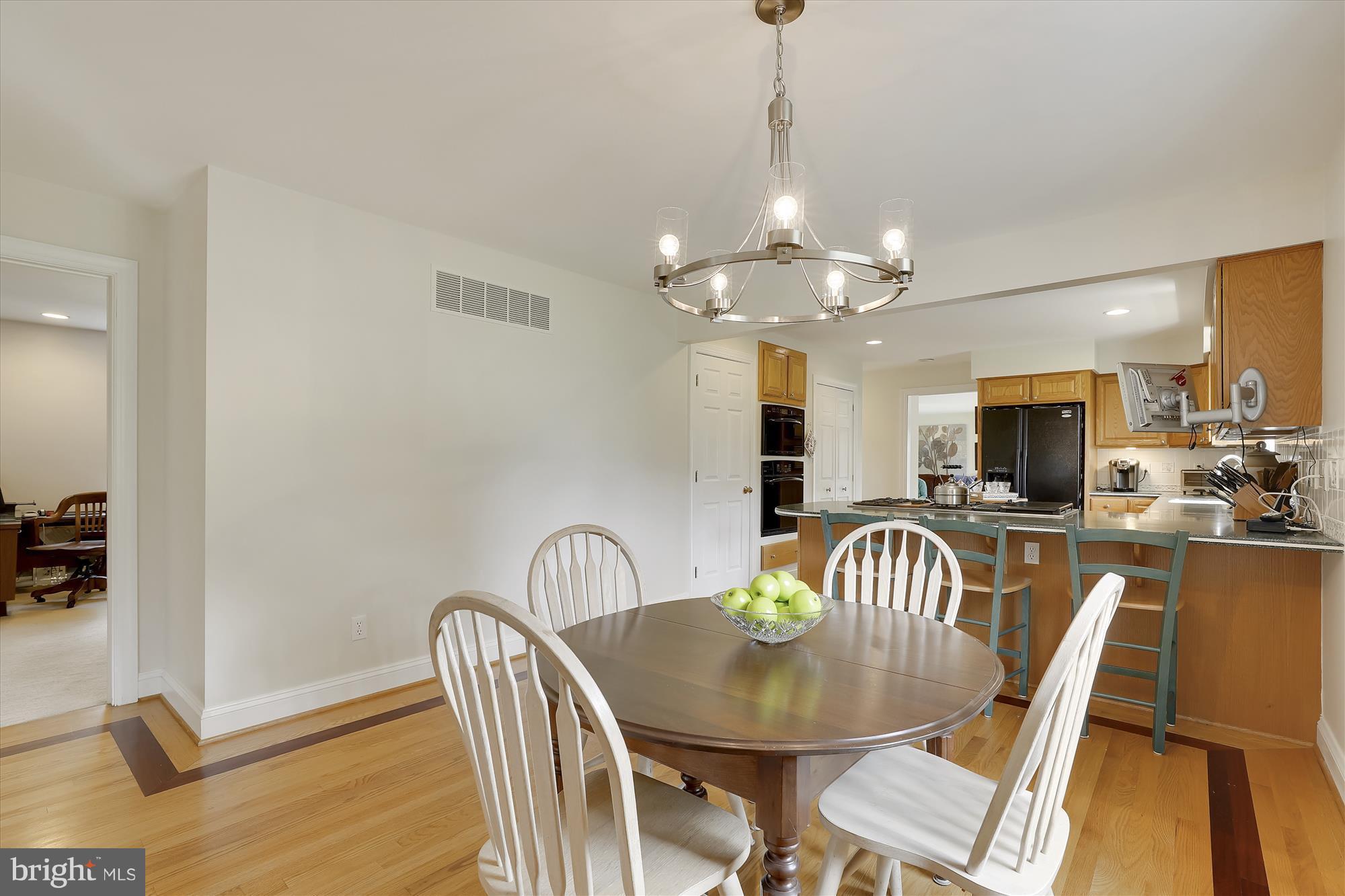 MILLERSVILLE - Residential