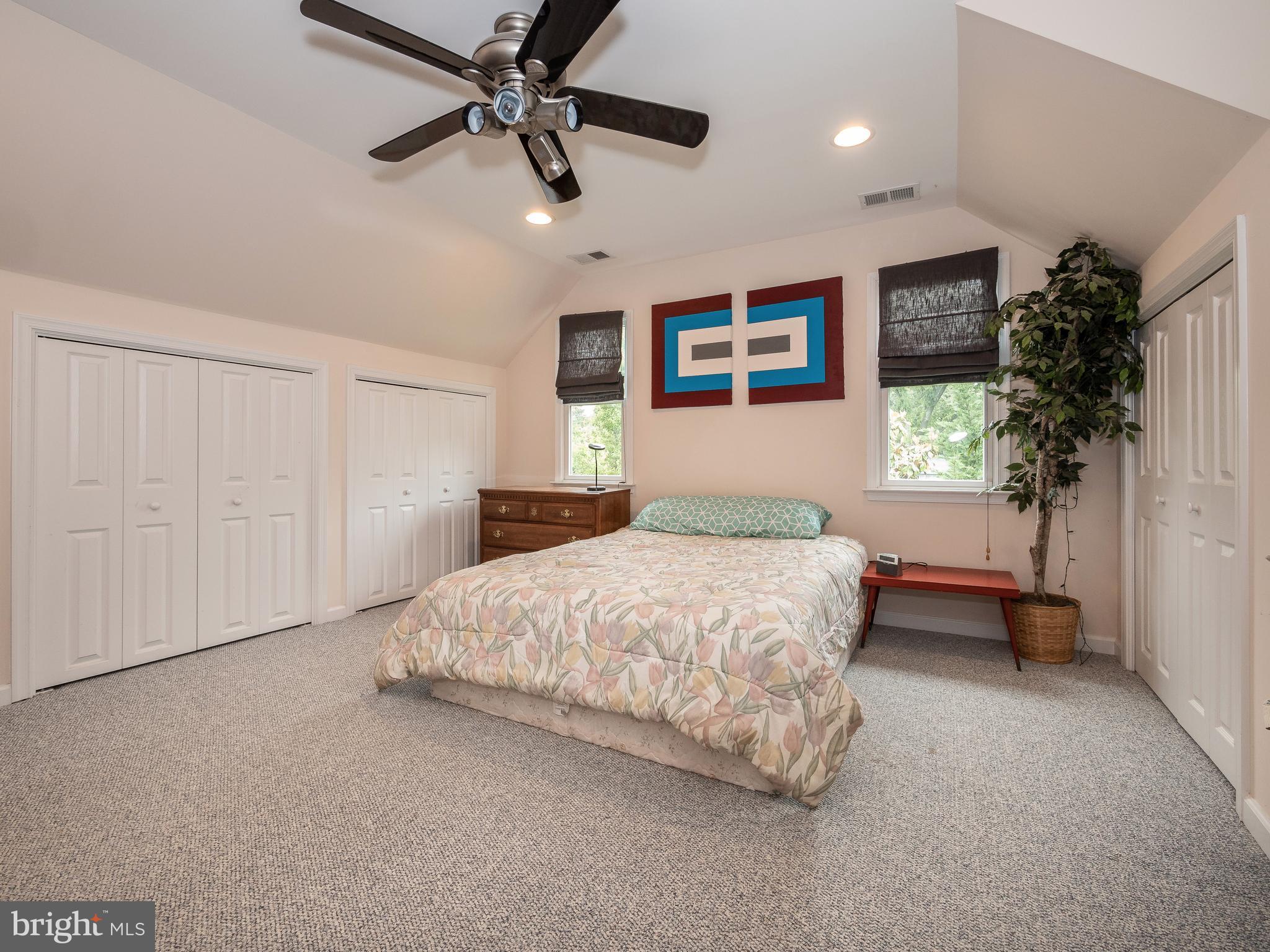 MILLERSVILLE - Residential