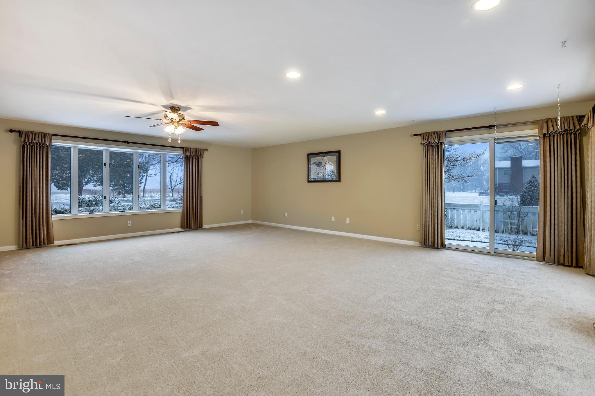 MILLERSVILLE - Residential