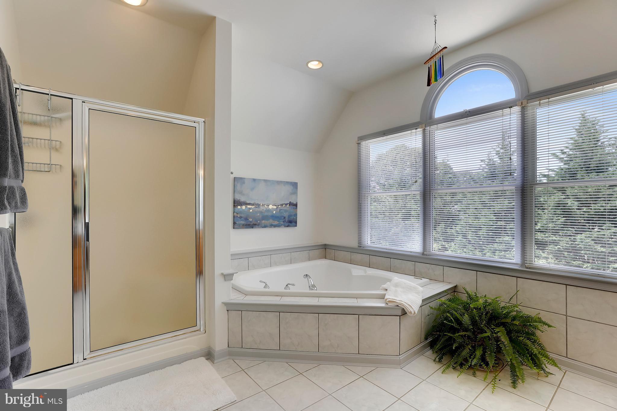 MILLERSVILLE - Residential