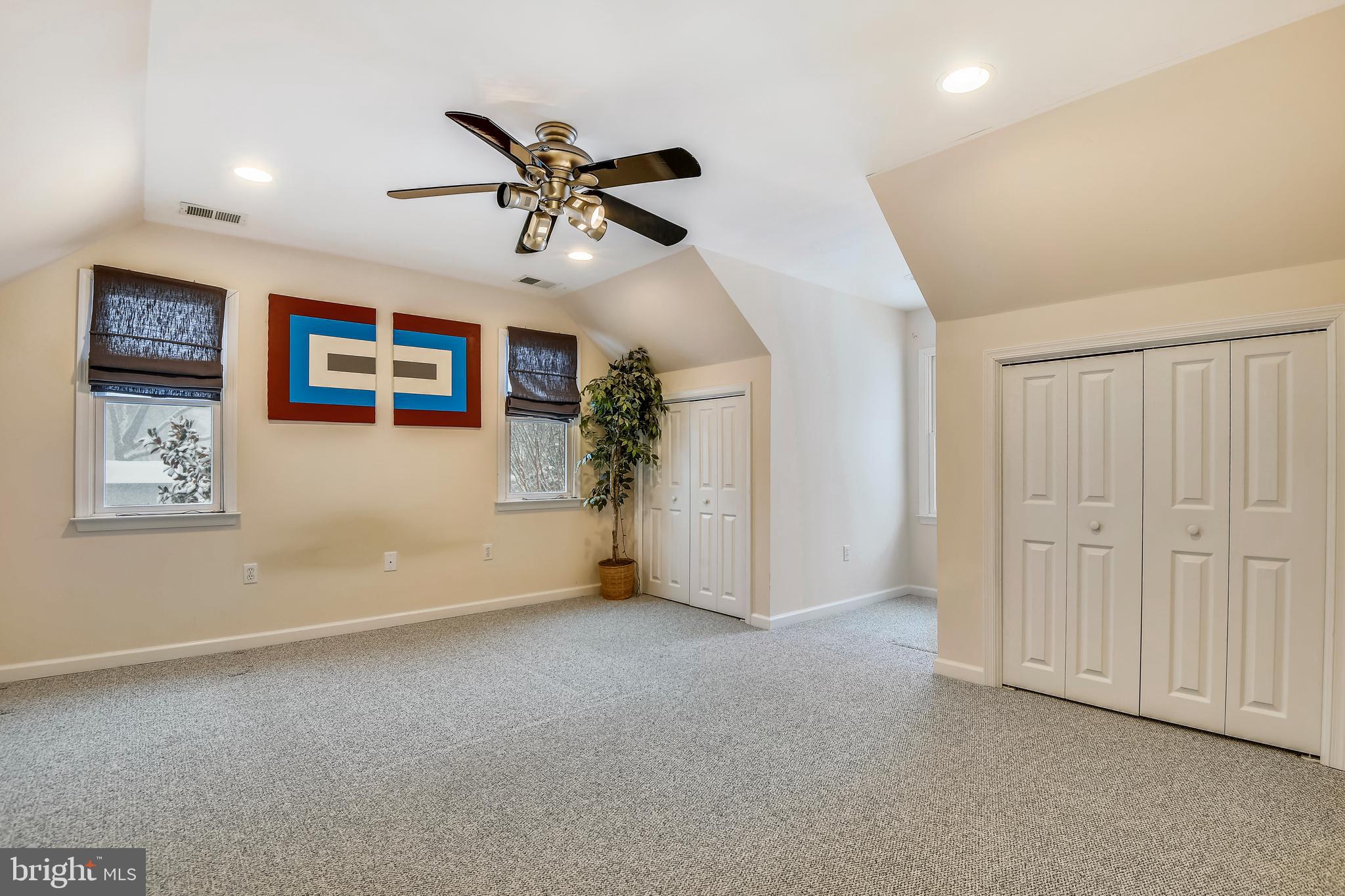 MILLERSVILLE - Residential