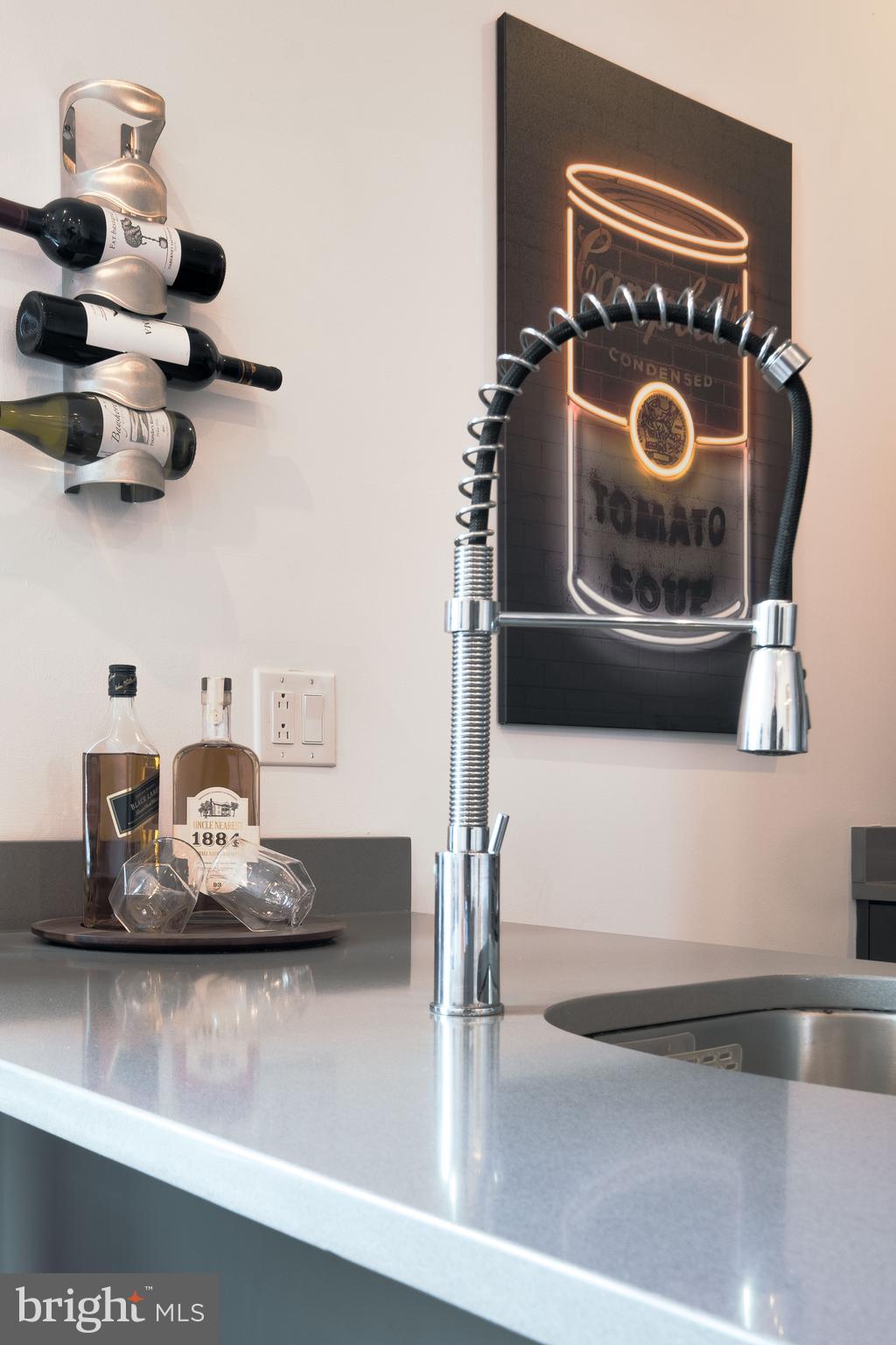 KENSINGTON - Residential