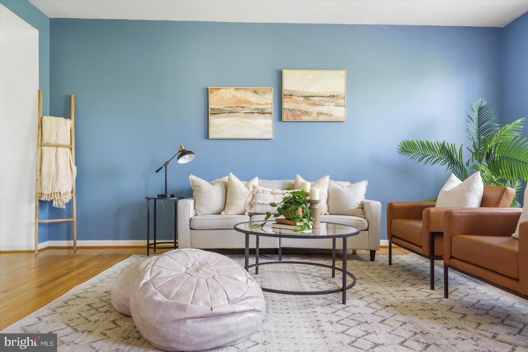 EATON SQUARE - Residential