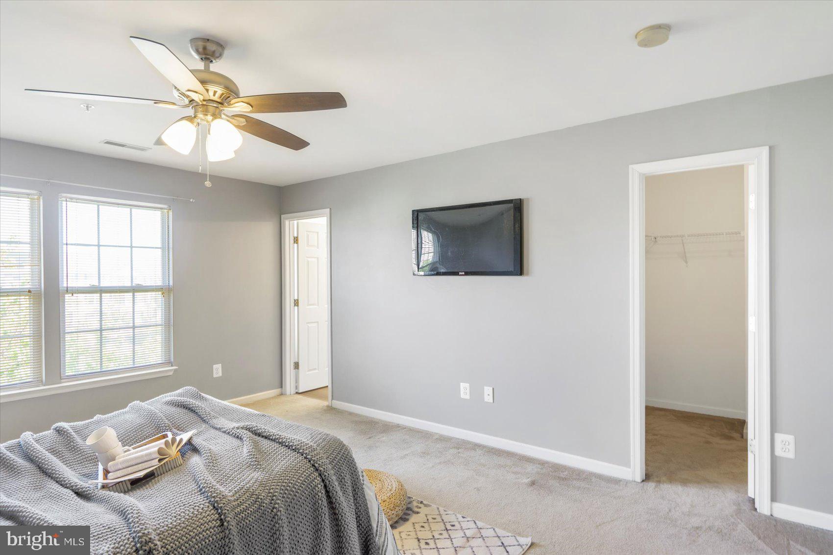 EATON SQUARE - Residential