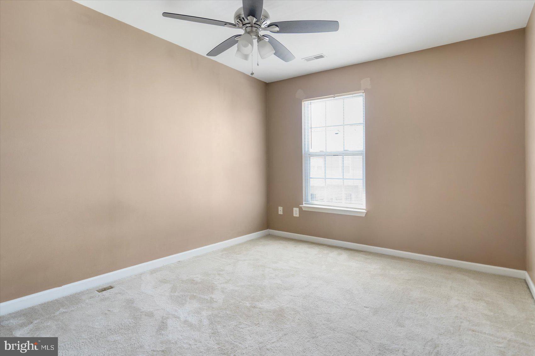 EATON SQUARE - Residential