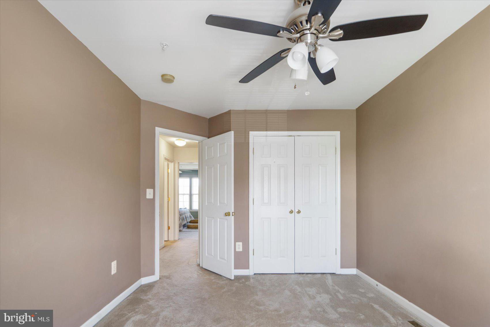 EATON SQUARE - Residential