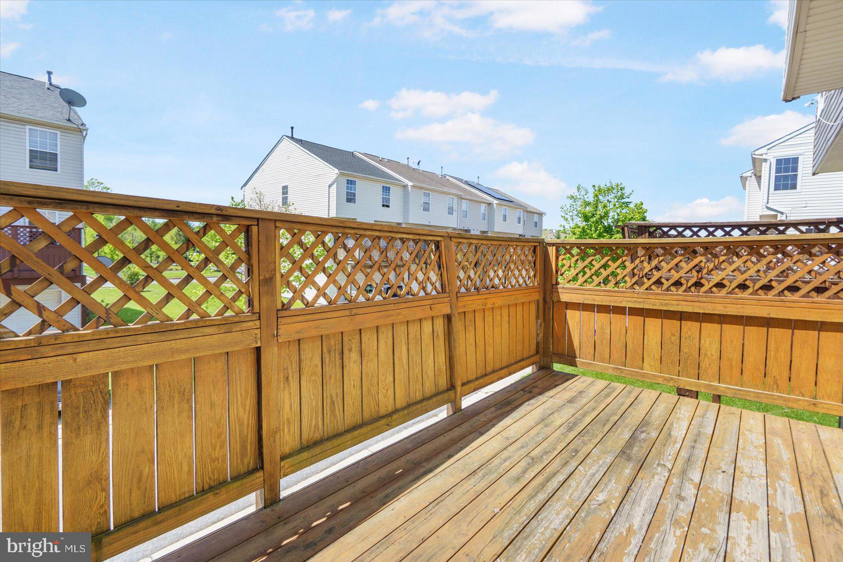 EATON SQUARE - Residential