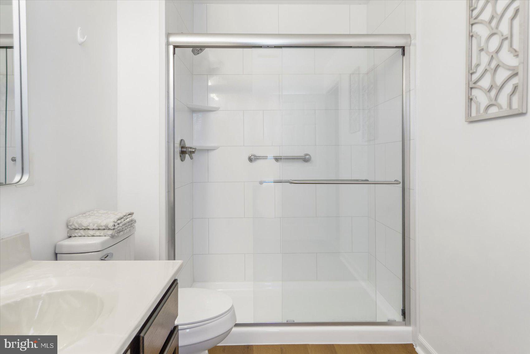 EATON SQUARE - Residential