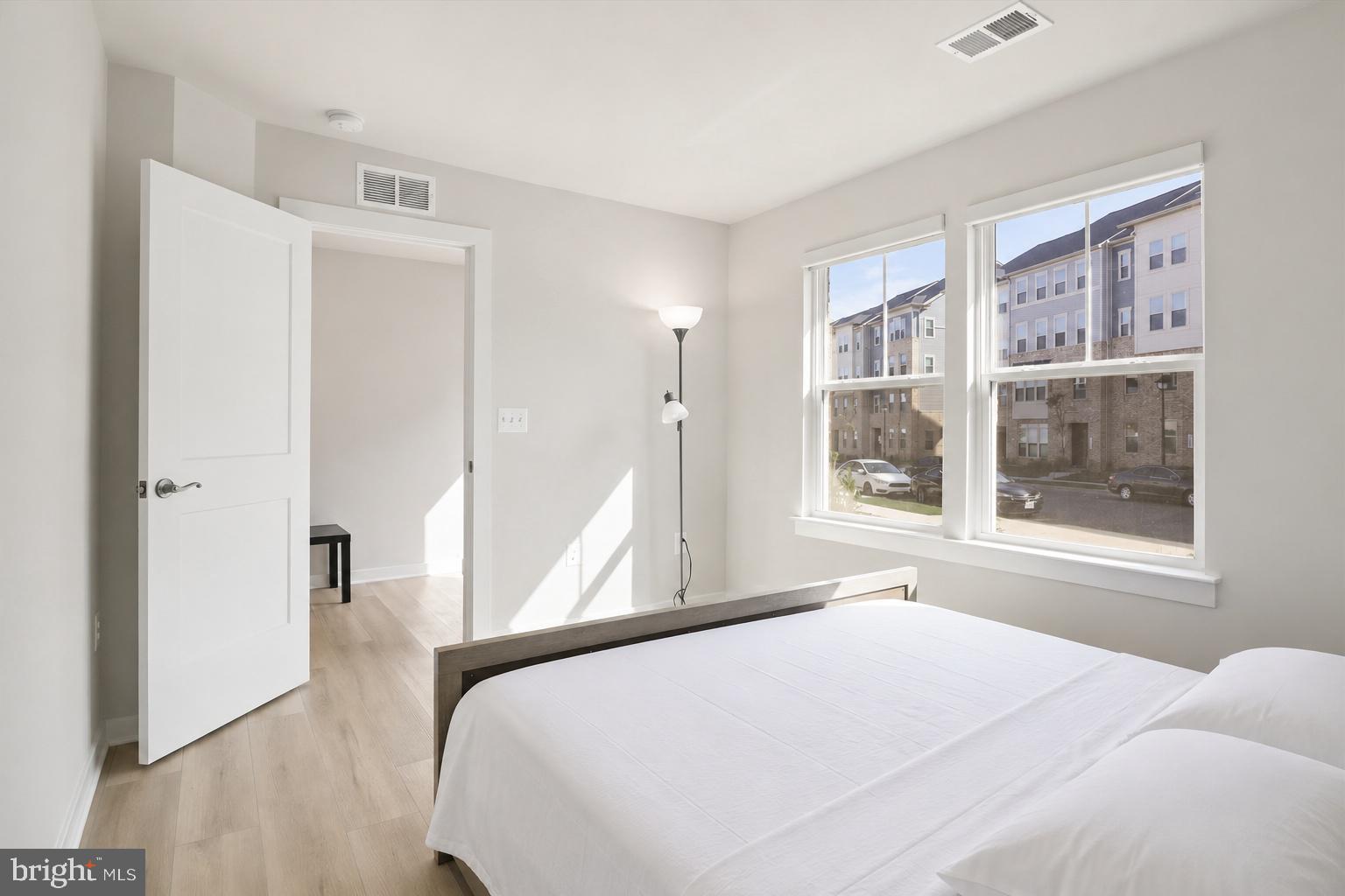 ARCOLA - Residential