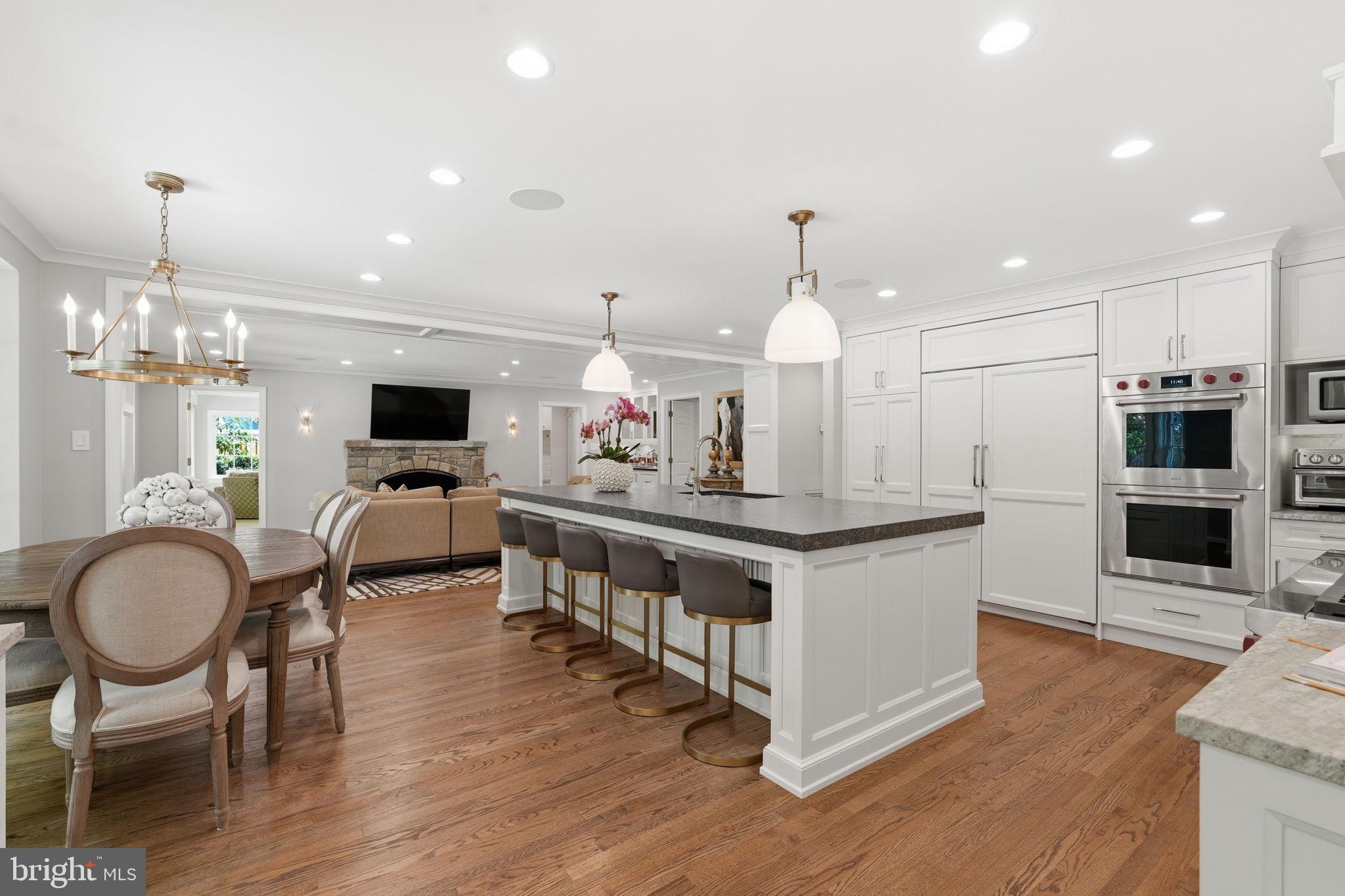 RIVER FALLS - Residential