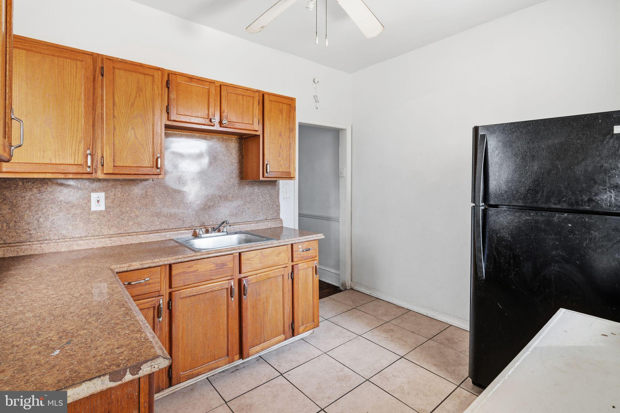 WEST OAK LANE - Residential