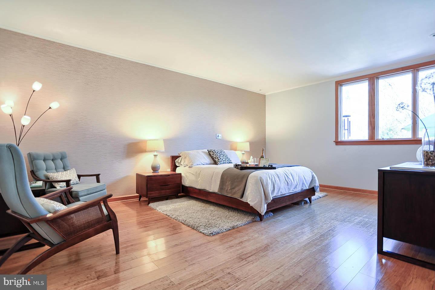 FALLING SPRING - Residential