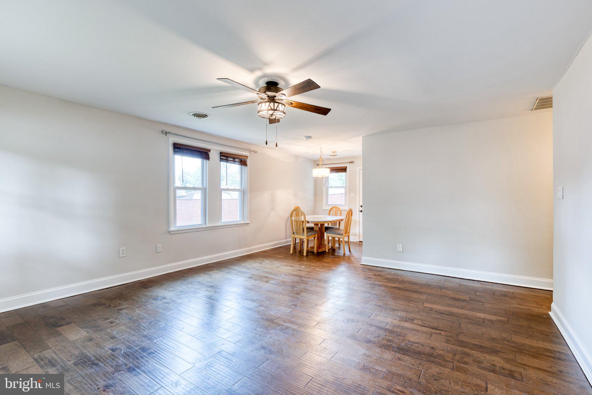 1716 MANNING