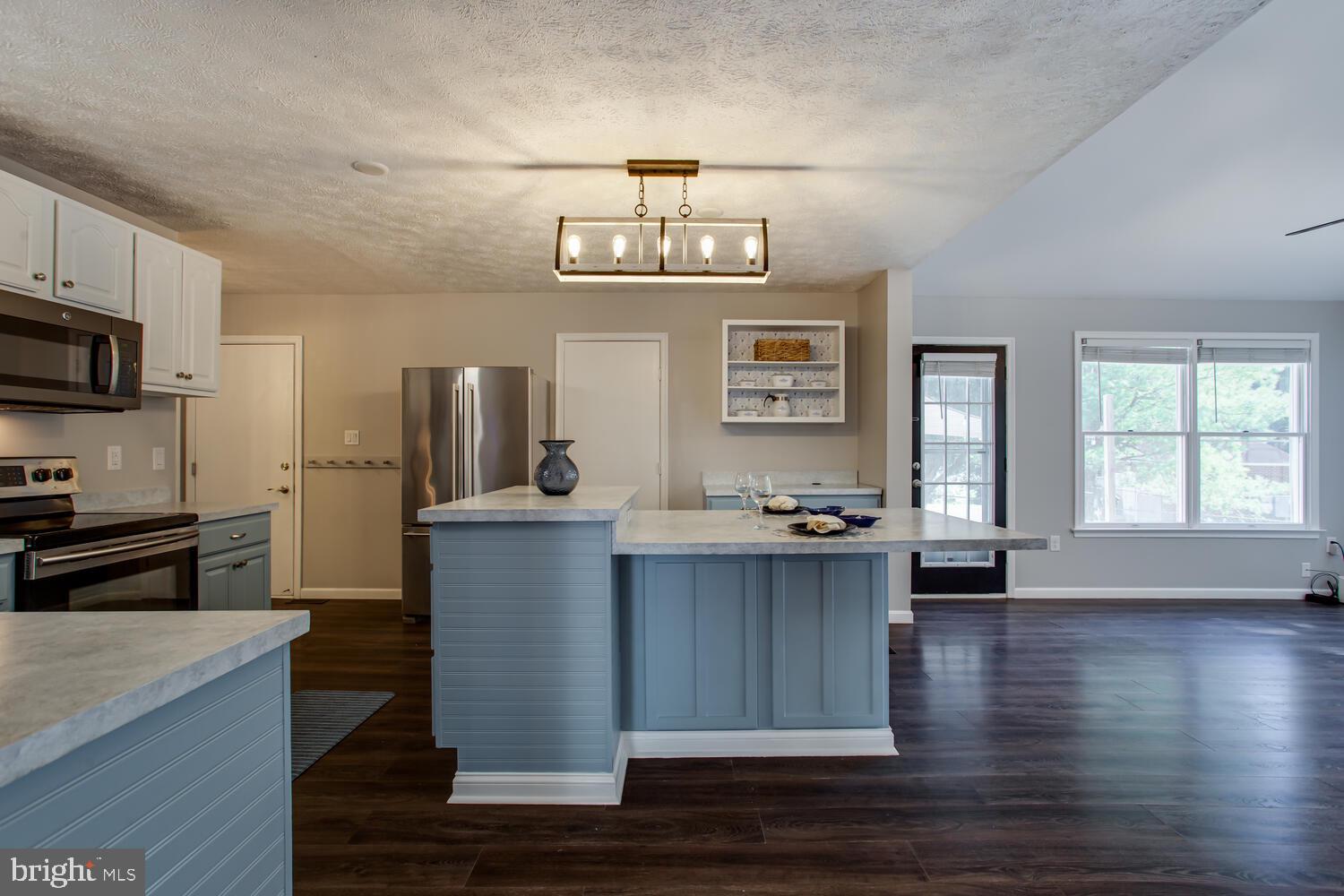 GREENVIEW WEST - Residential