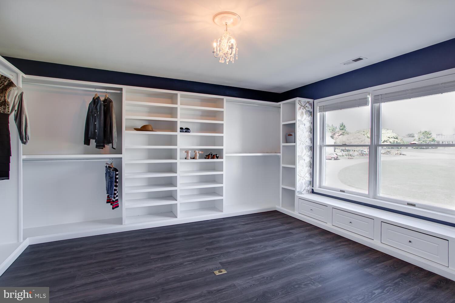 GREENVIEW WEST - Residential