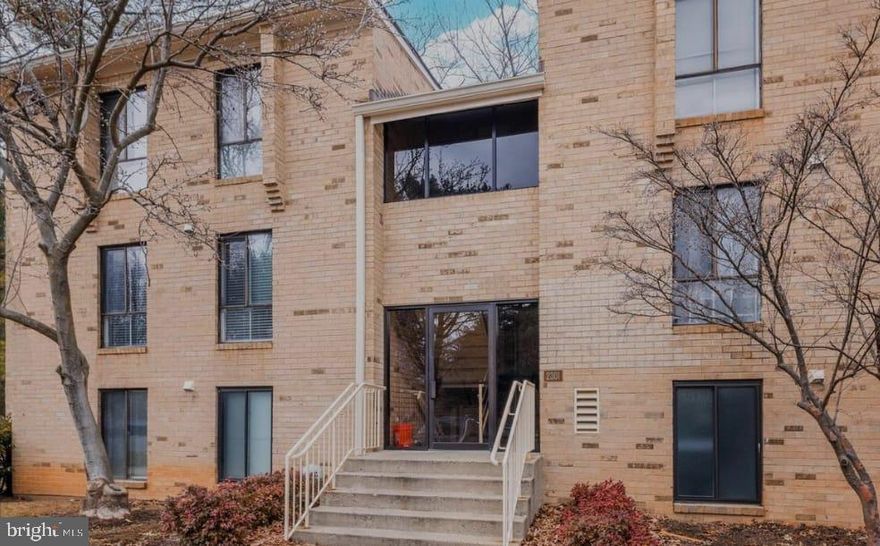 Great Location! Spacious 3-bedroom condo. Washer & dryer in unit (2021). HVAC system installed in 2021. Few minutes from shopping, dining and entertainment, Reston Town Center, Metro, Toll Rd, Route 28, FFX County Parkway, Dulles Airport. Reston Association amenities include pools, walking trails, ponds, tennis courts, and tot lots. Condo fee covers gas, water, trash/snow removal, parking(2 spaces). Property sold as-is