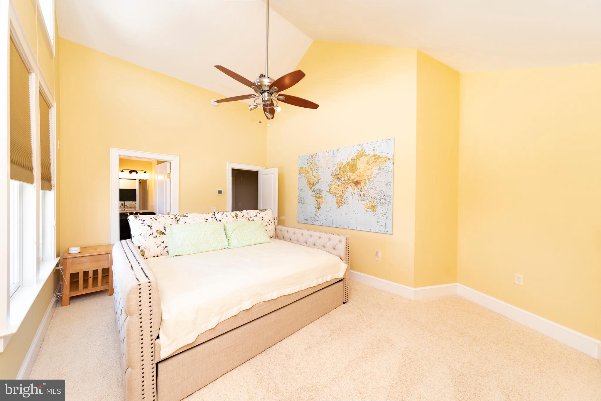 CENTREVILLE - Residential