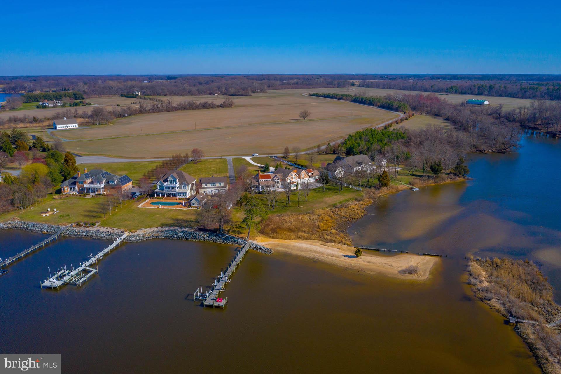 CENTREVILLE - Residential