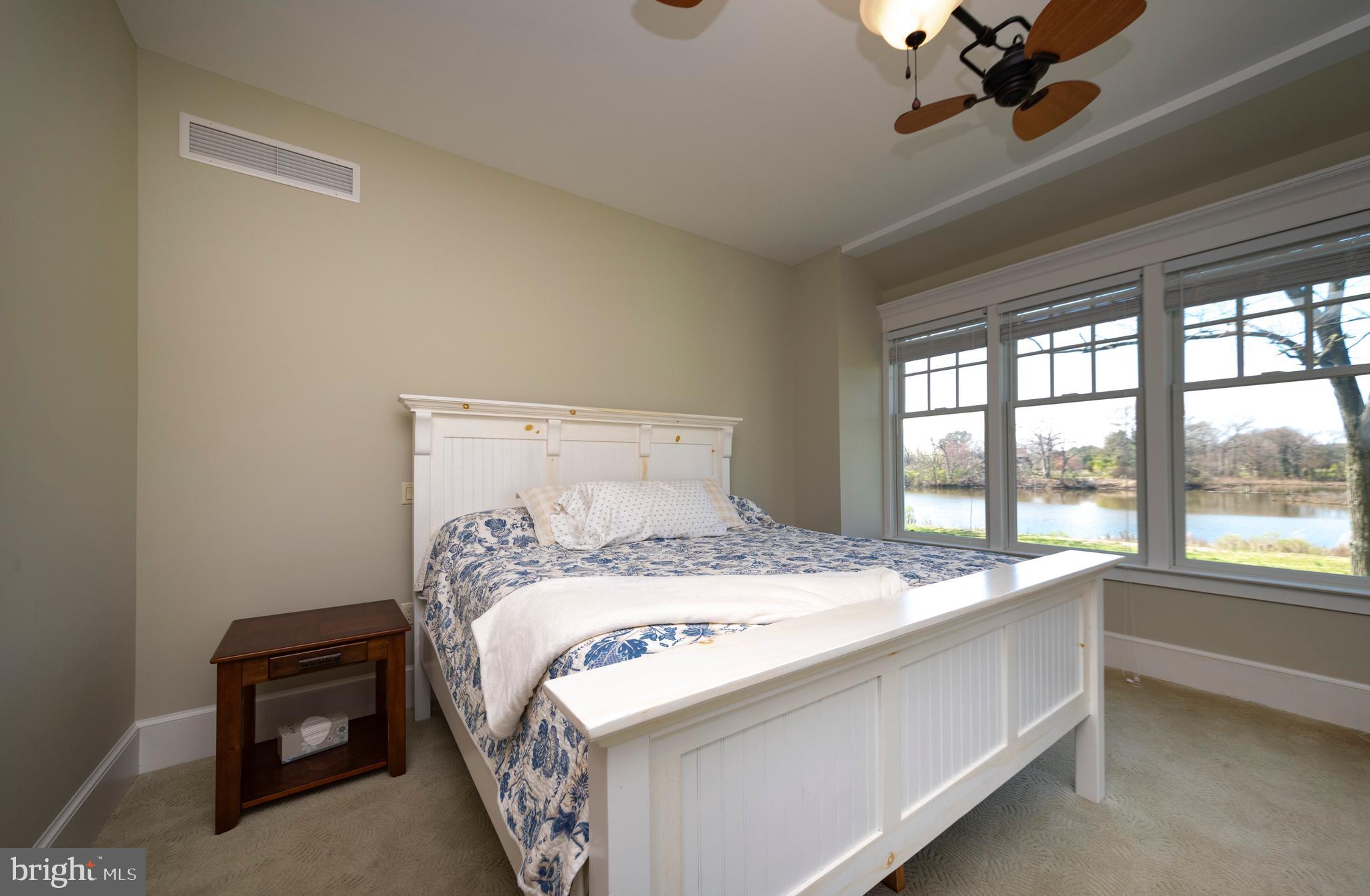 CENTREVILLE - Residential