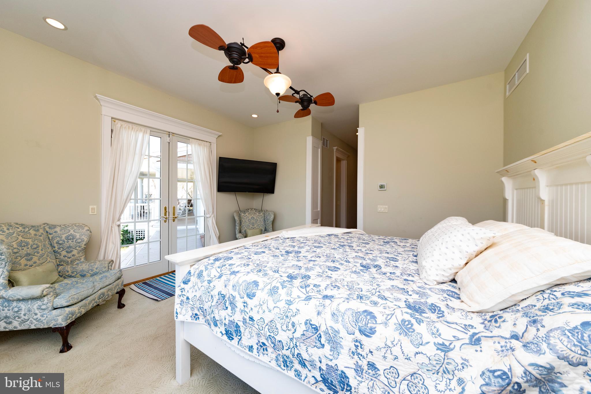 CENTREVILLE - Residential