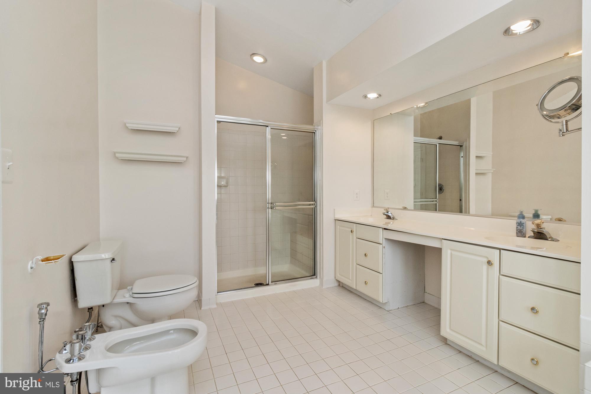 THE FIELDS AT SEMINARY II - Residential