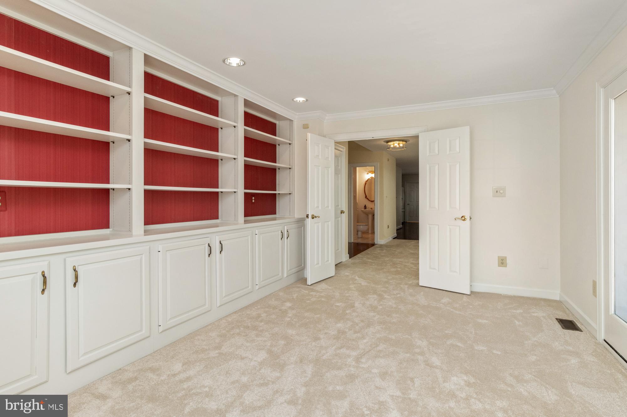 THE FIELDS AT SEMINARY II - Residential