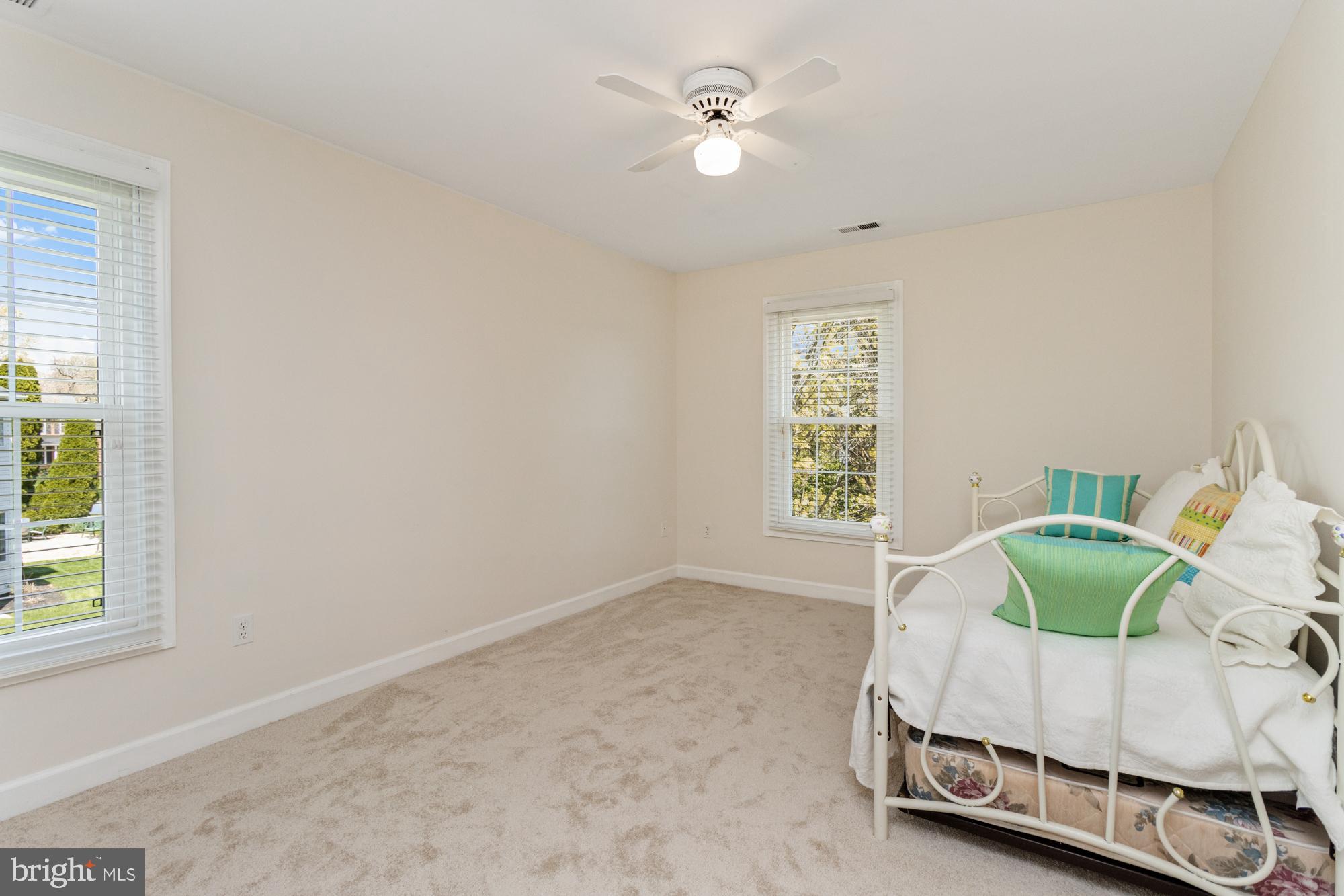 THE FIELDS AT SEMINARY II - Residential