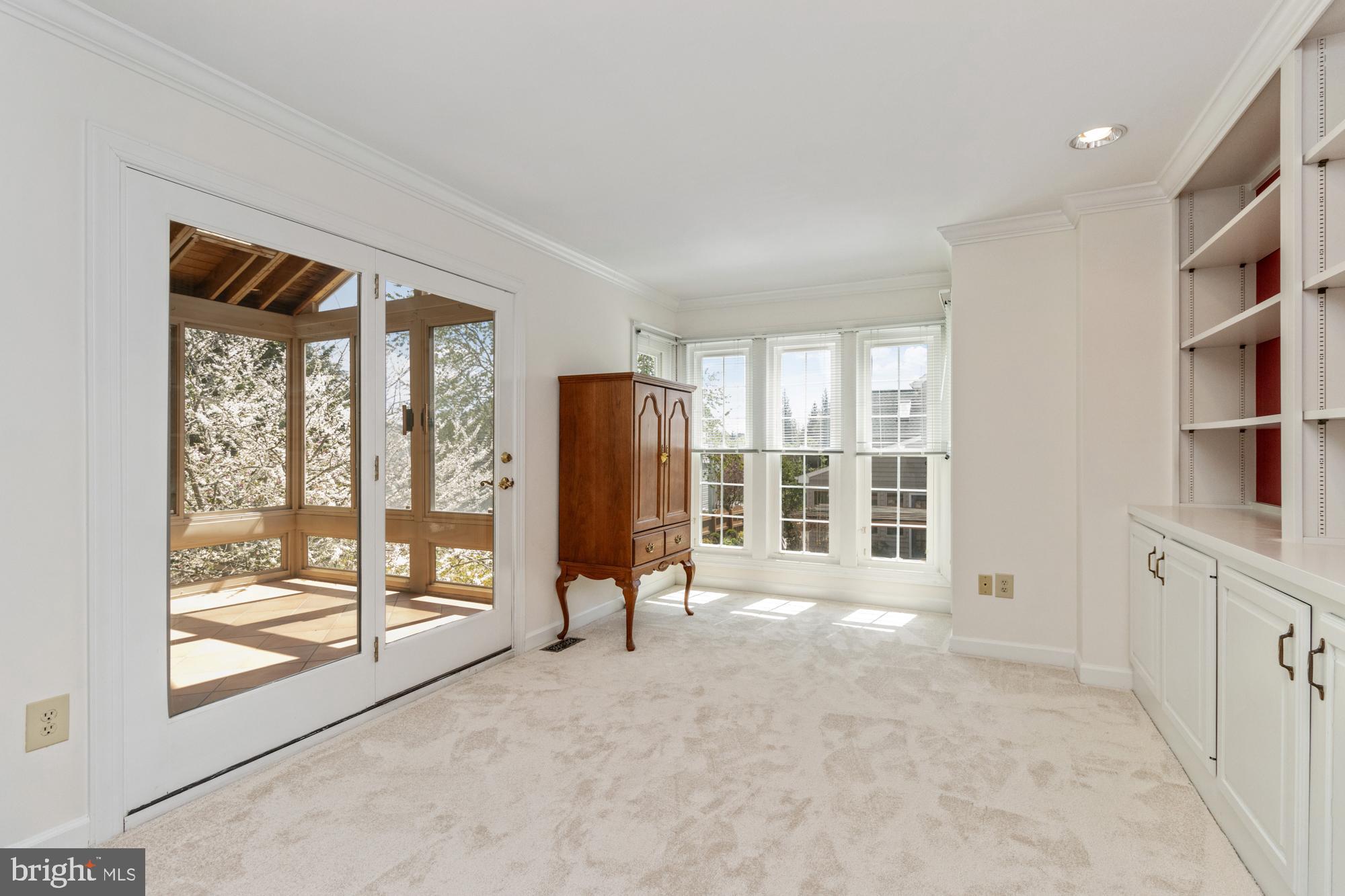 THE FIELDS AT SEMINARY II - Residential