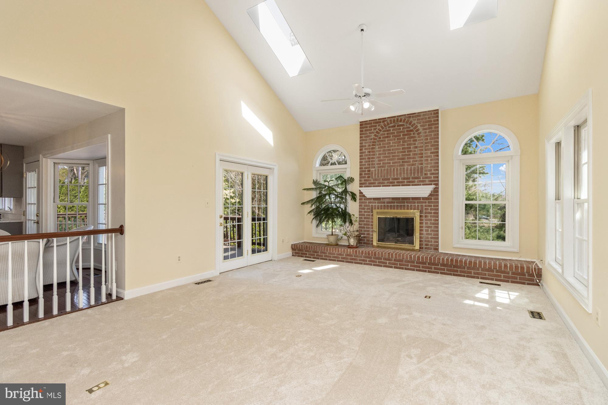 THE FIELDS AT SEMINARY II - Residential