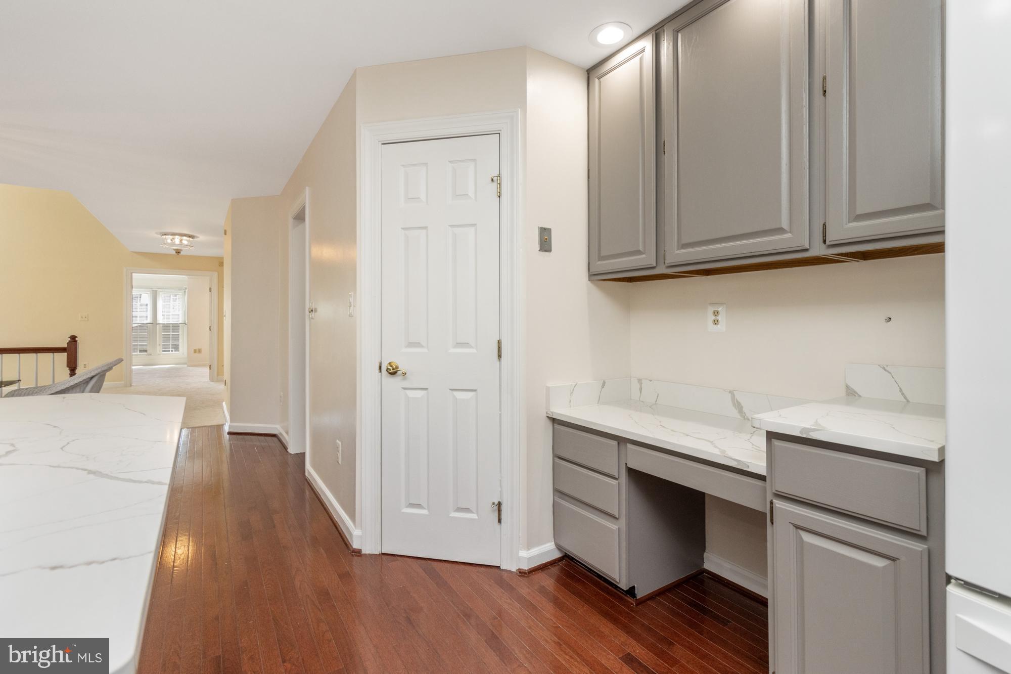 THE FIELDS AT SEMINARY II - Residential