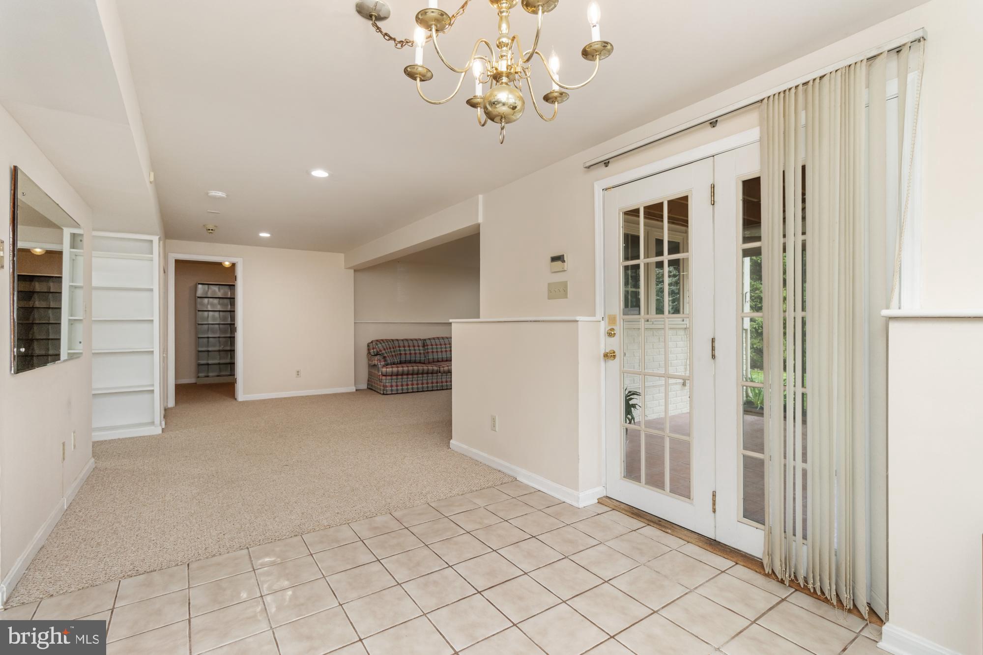 THE FIELDS AT SEMINARY II - Residential