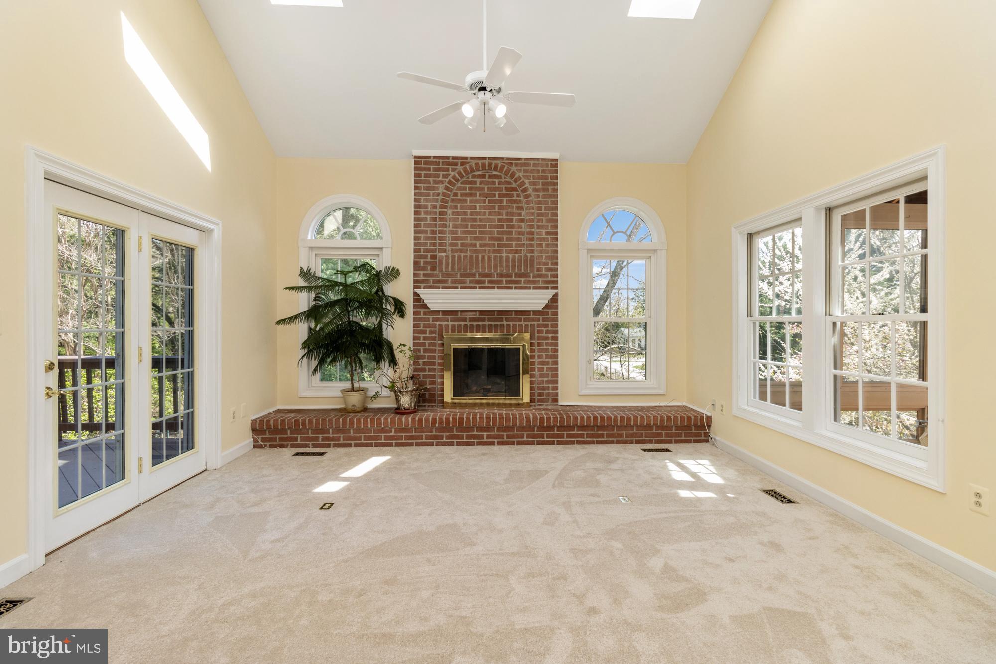 THE FIELDS AT SEMINARY II - Residential