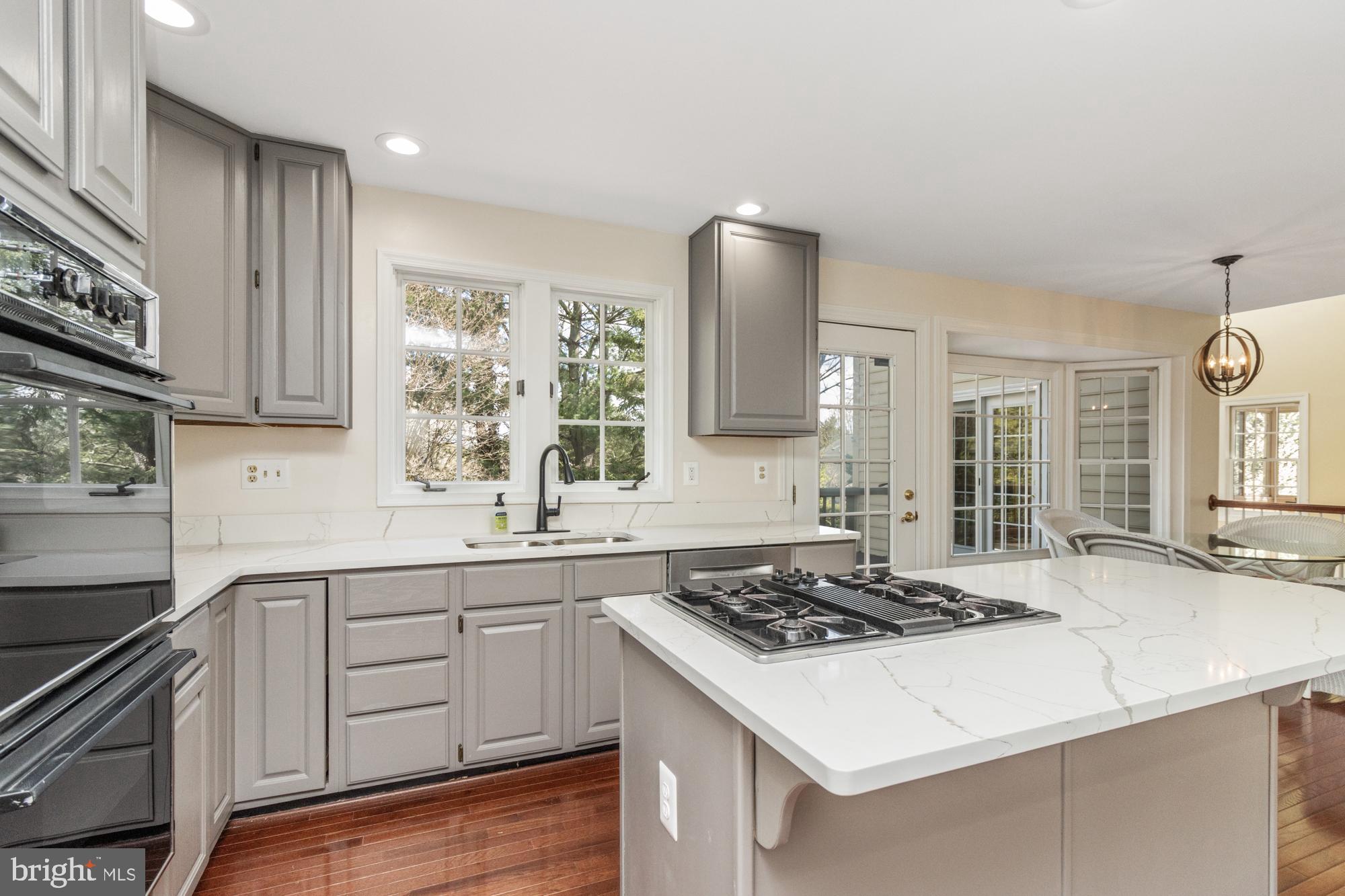 THE FIELDS AT SEMINARY II - Residential