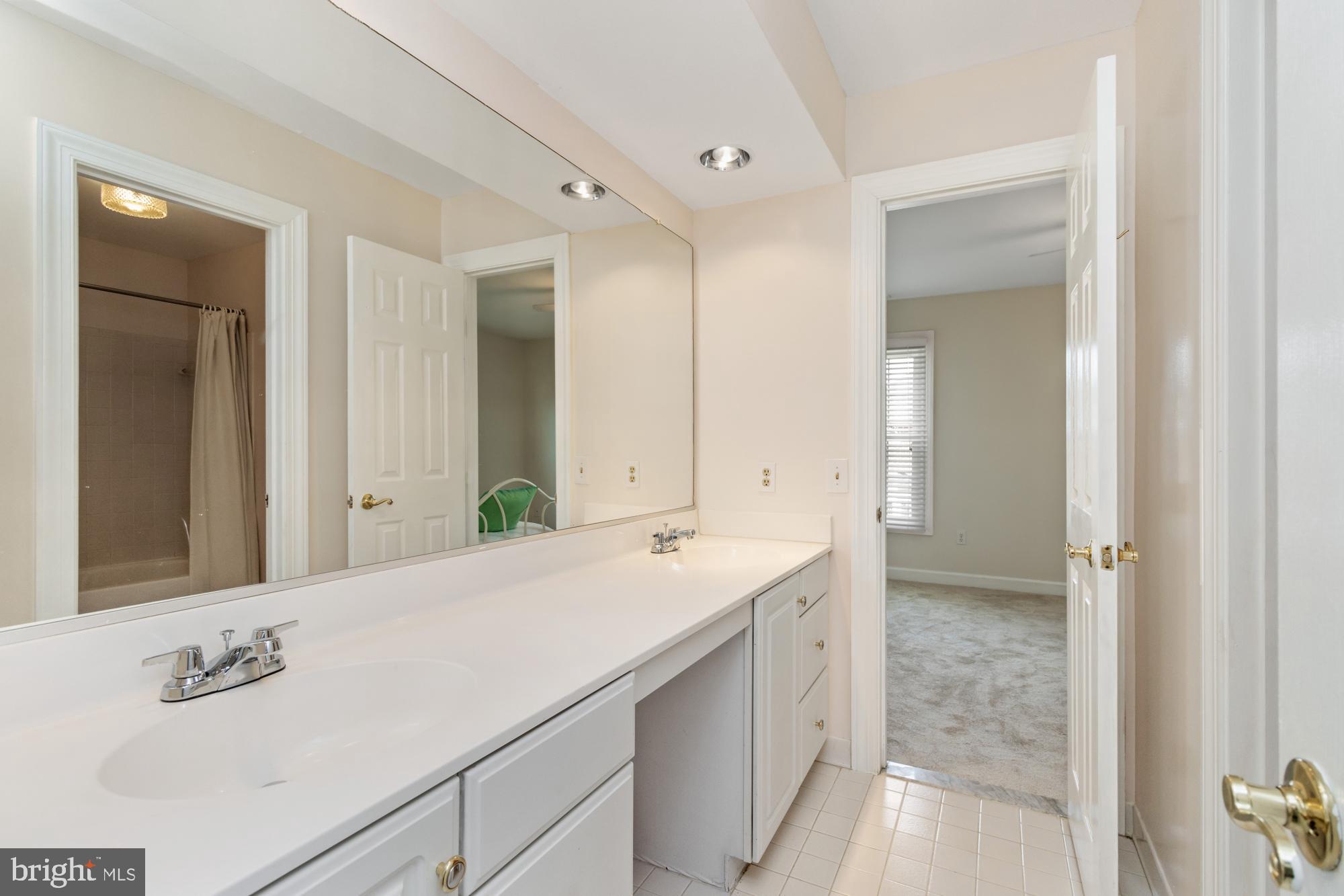 THE FIELDS AT SEMINARY II - Residential