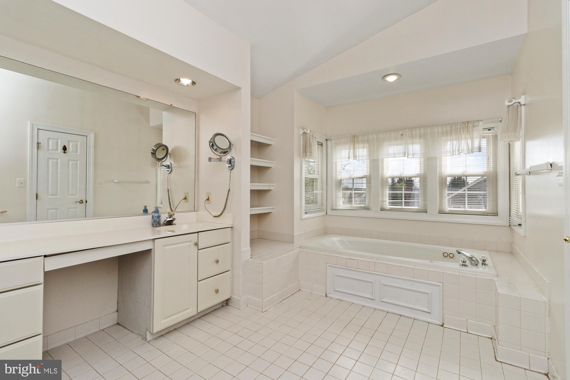 THE FIELDS AT SEMINARY II - Residential