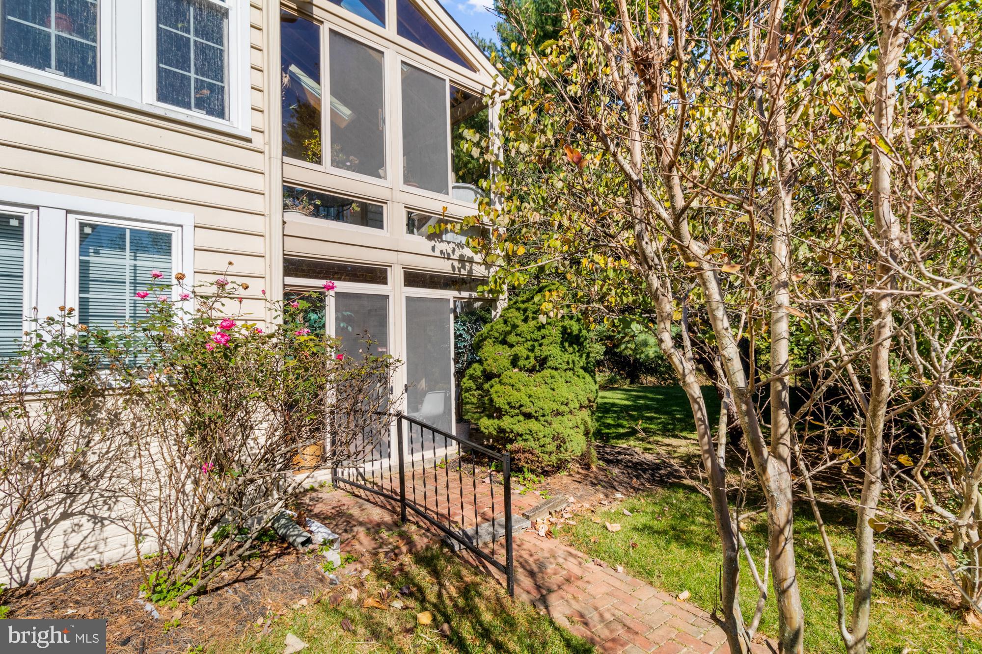 THE FIELDS AT SEMINARY II - Residential