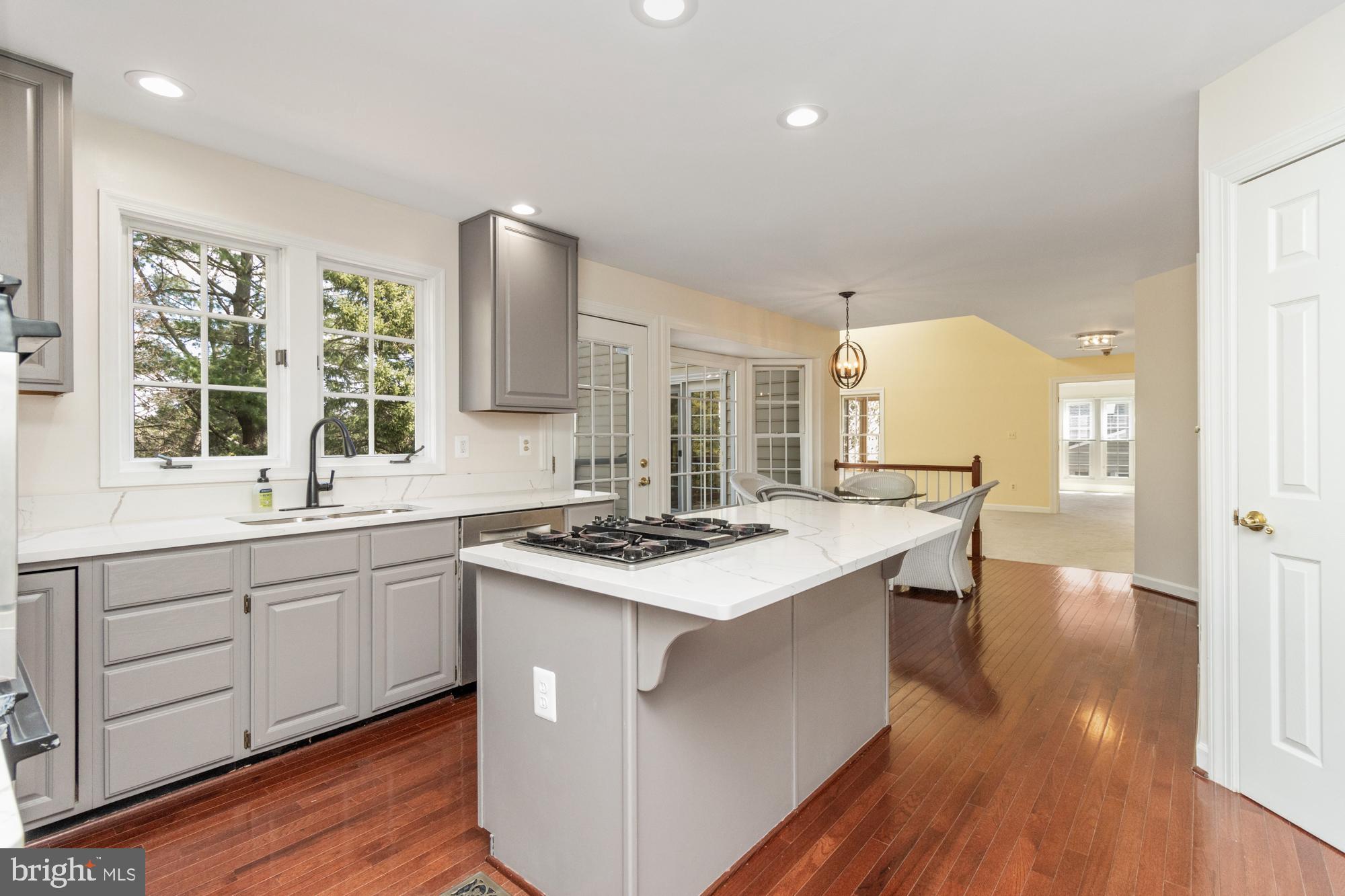 THE FIELDS AT SEMINARY II - Residential