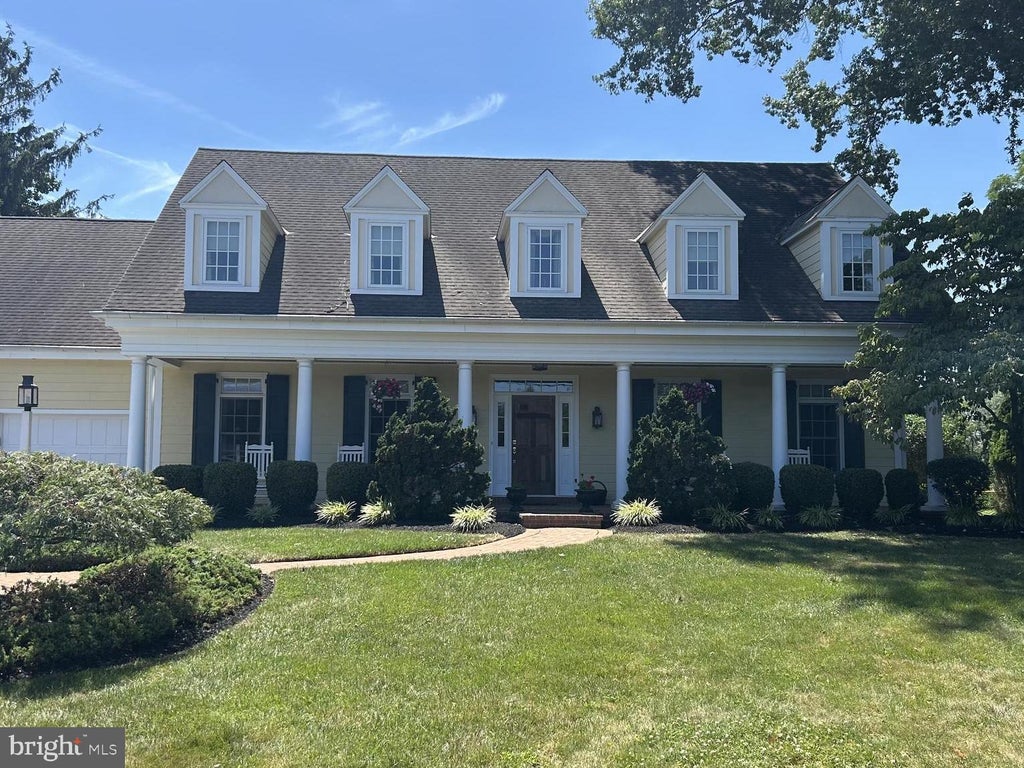 Photo of 36 Brusen Drive, LITITZ, PA 17543 (MLS # PALA2091460)