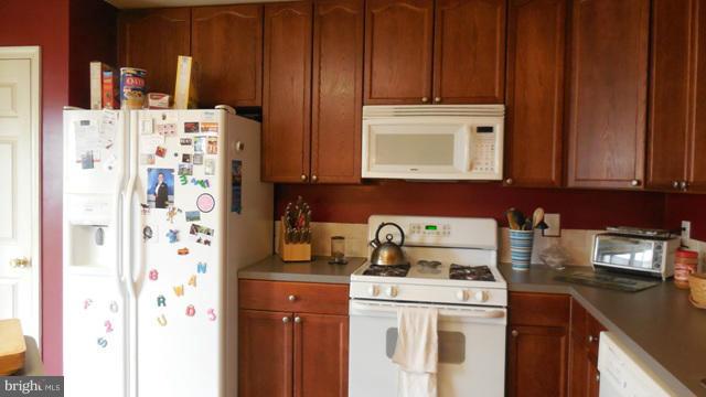 PRENTISS POINT - Residential Lease