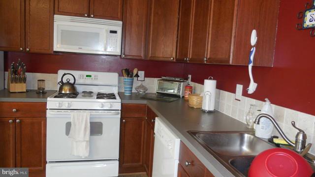 PRENTISS POINT - Residential Lease