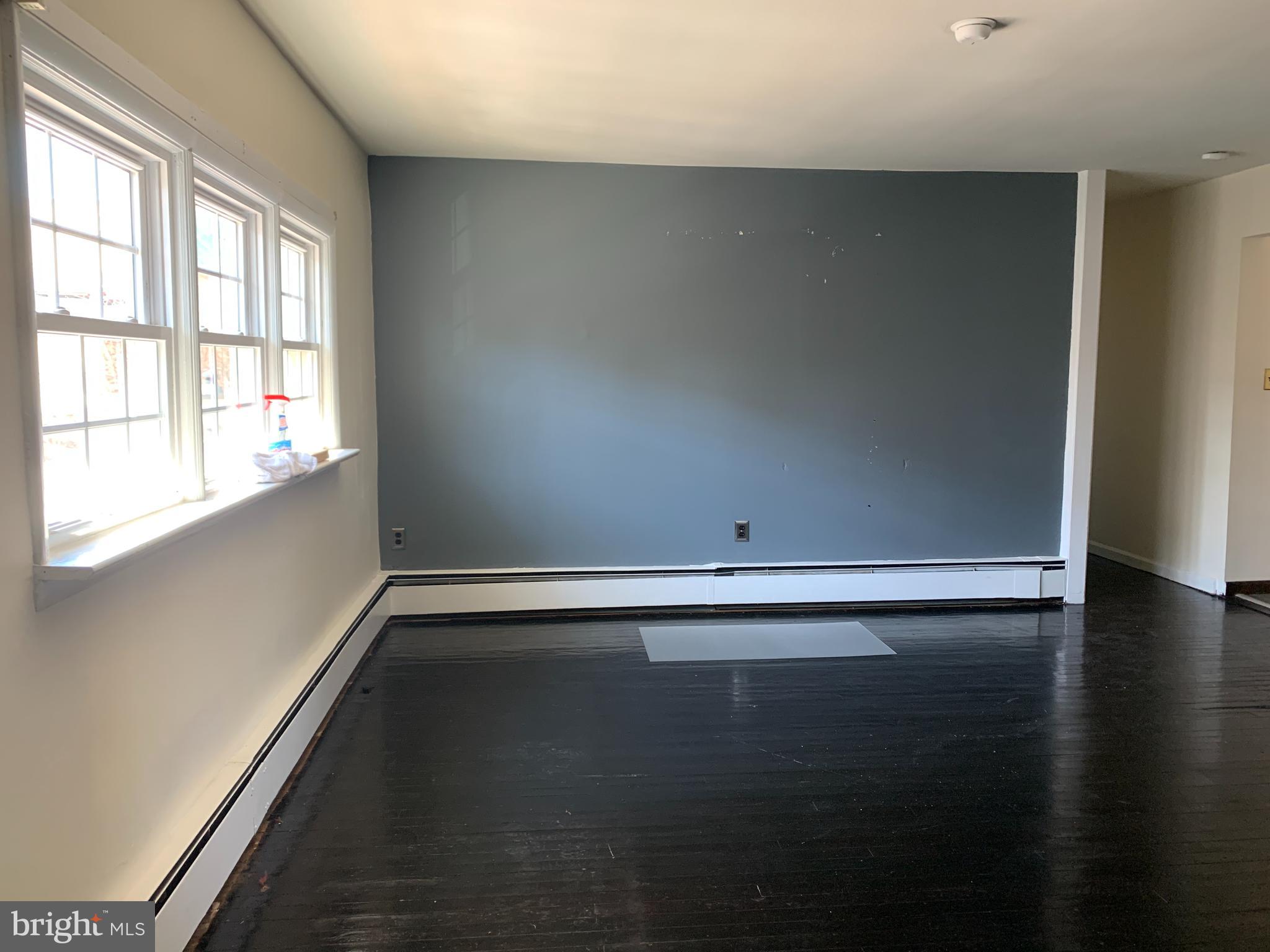 BRISTOL - Residential Lease