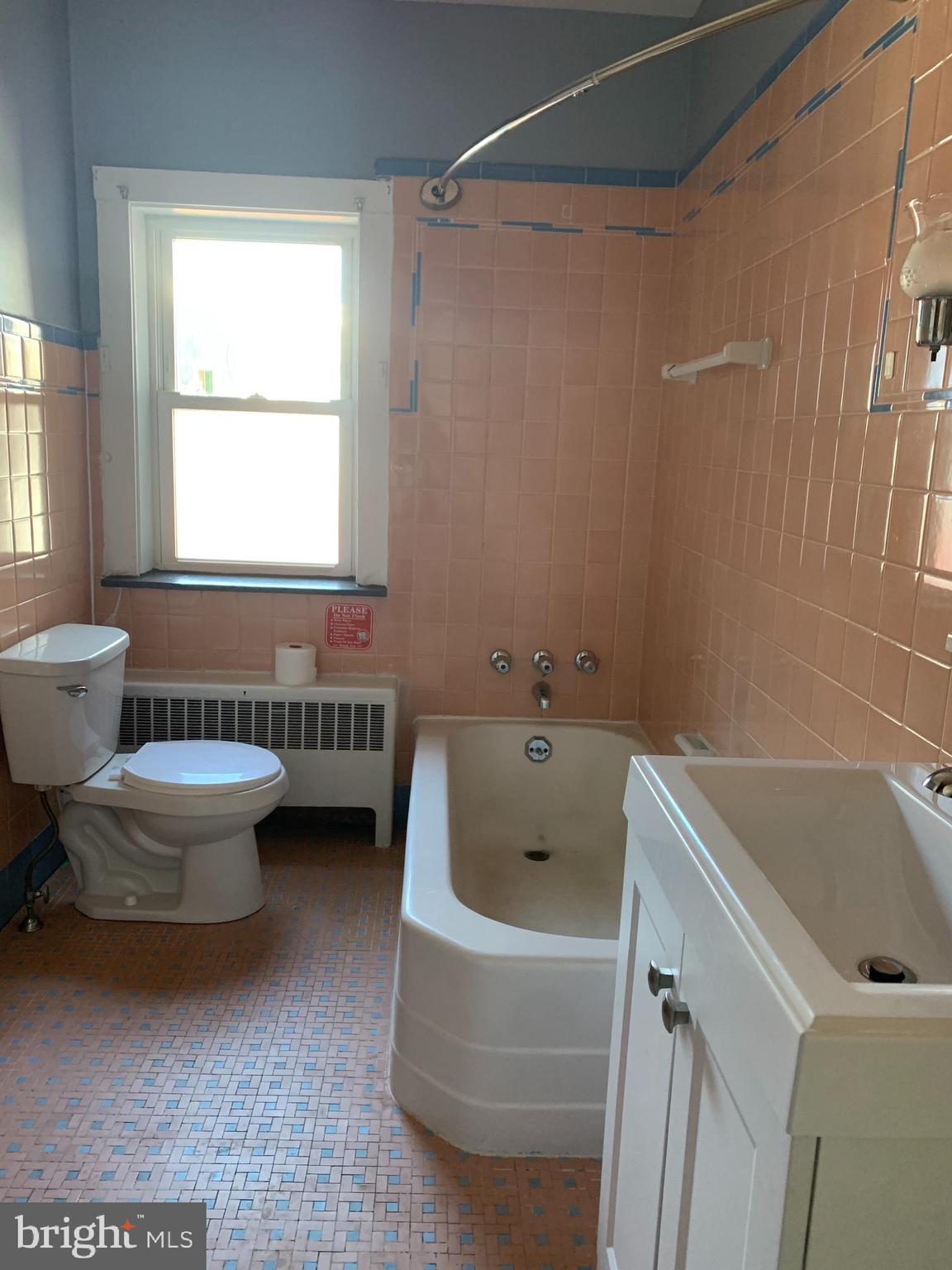 BRISTOL - Residential Lease