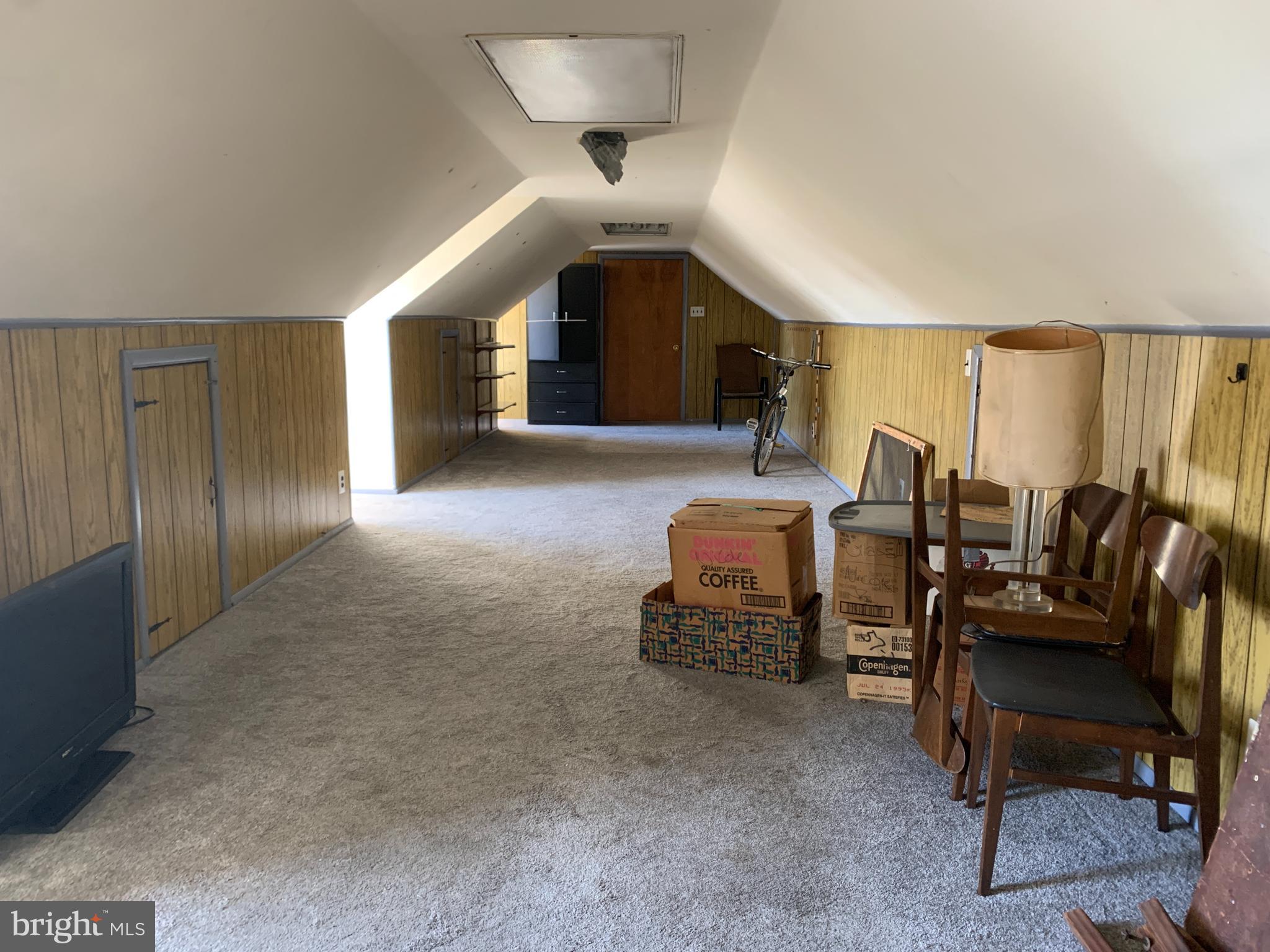 BRISTOL - Residential Lease