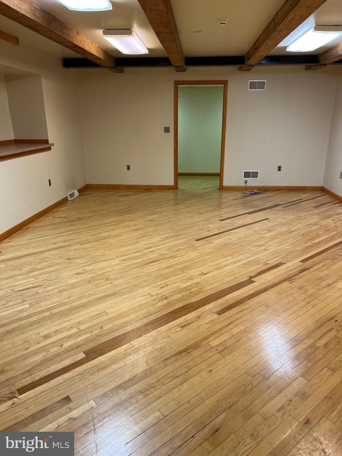 WEST EARL TWP - Commercial Sale